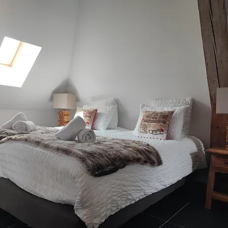 Maison d'hôtes Geraniums Et Neige Fraiche, Avec De Gamme, Balneo Massante Et Sauna Prives *
